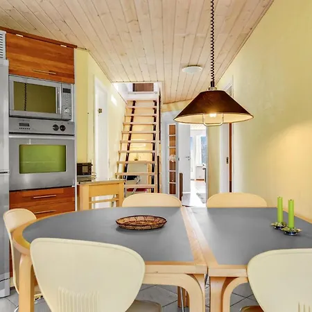 Beautiful In With Kitchen *