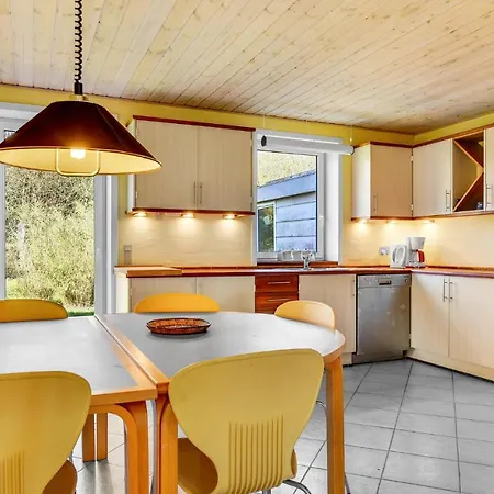 Holiday home 3 Bedroom Beautiful In *