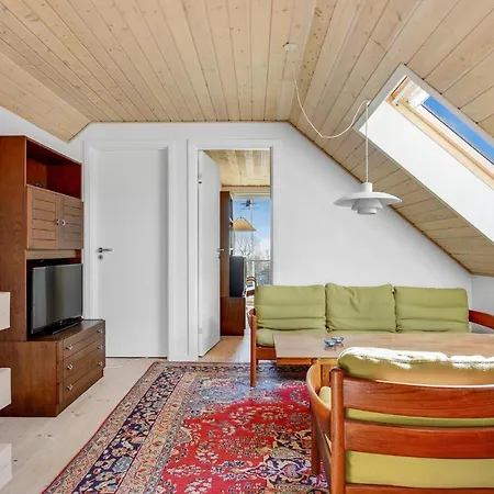 3 Bedroom Beautiful In Holiday home *