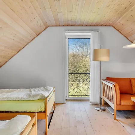 3 Bedroom Beautiful In Holiday home *