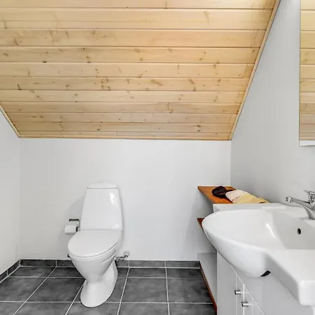 3 Bedroom Beautiful In Holiday home Grasten